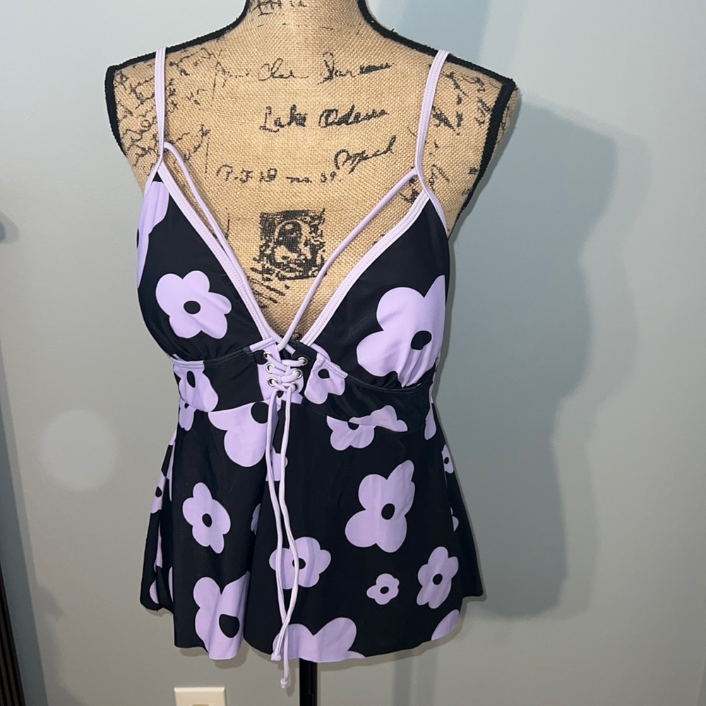 XL flower printed bathing suit top